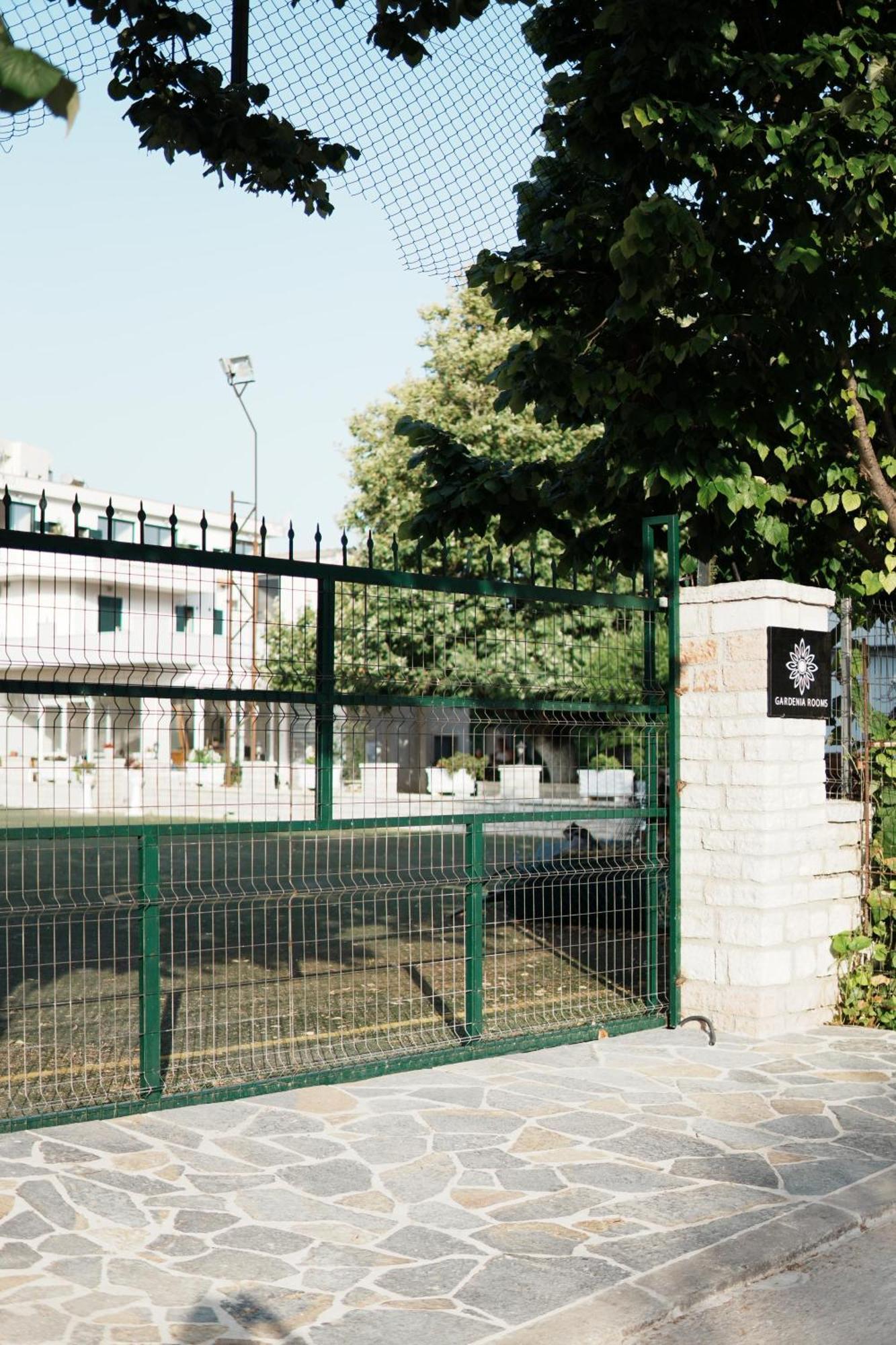 Gardenia Rooms ساراندا المظهر الخارجي الصورة